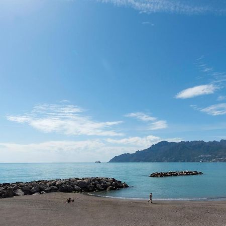 Dulce Mare Apartment Salerno Ngoại thất bức ảnh