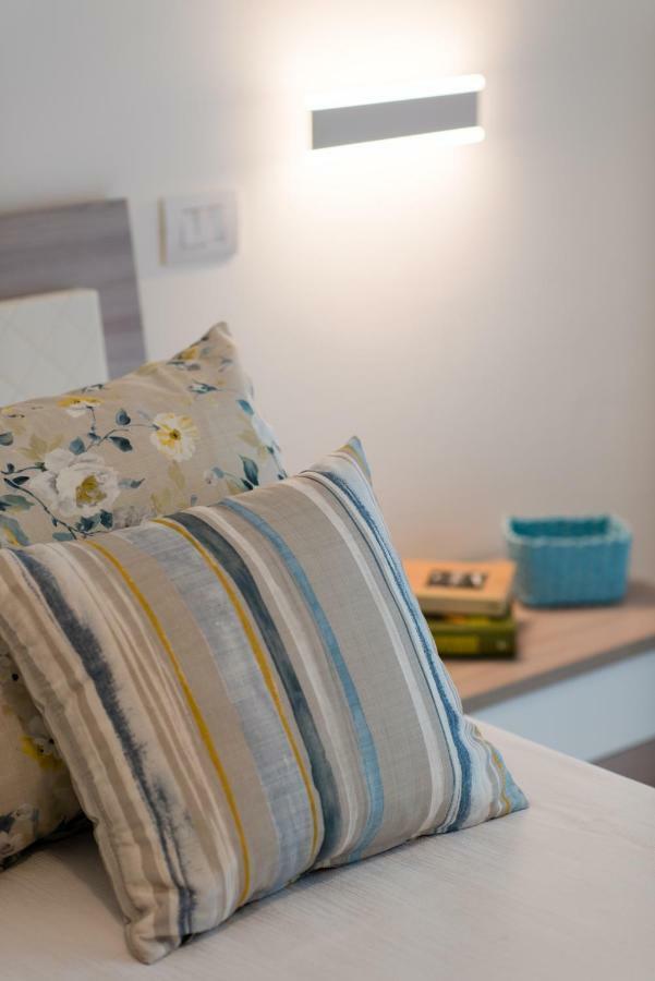 Dulce Mare Apartment Salerno Ngoại thất bức ảnh