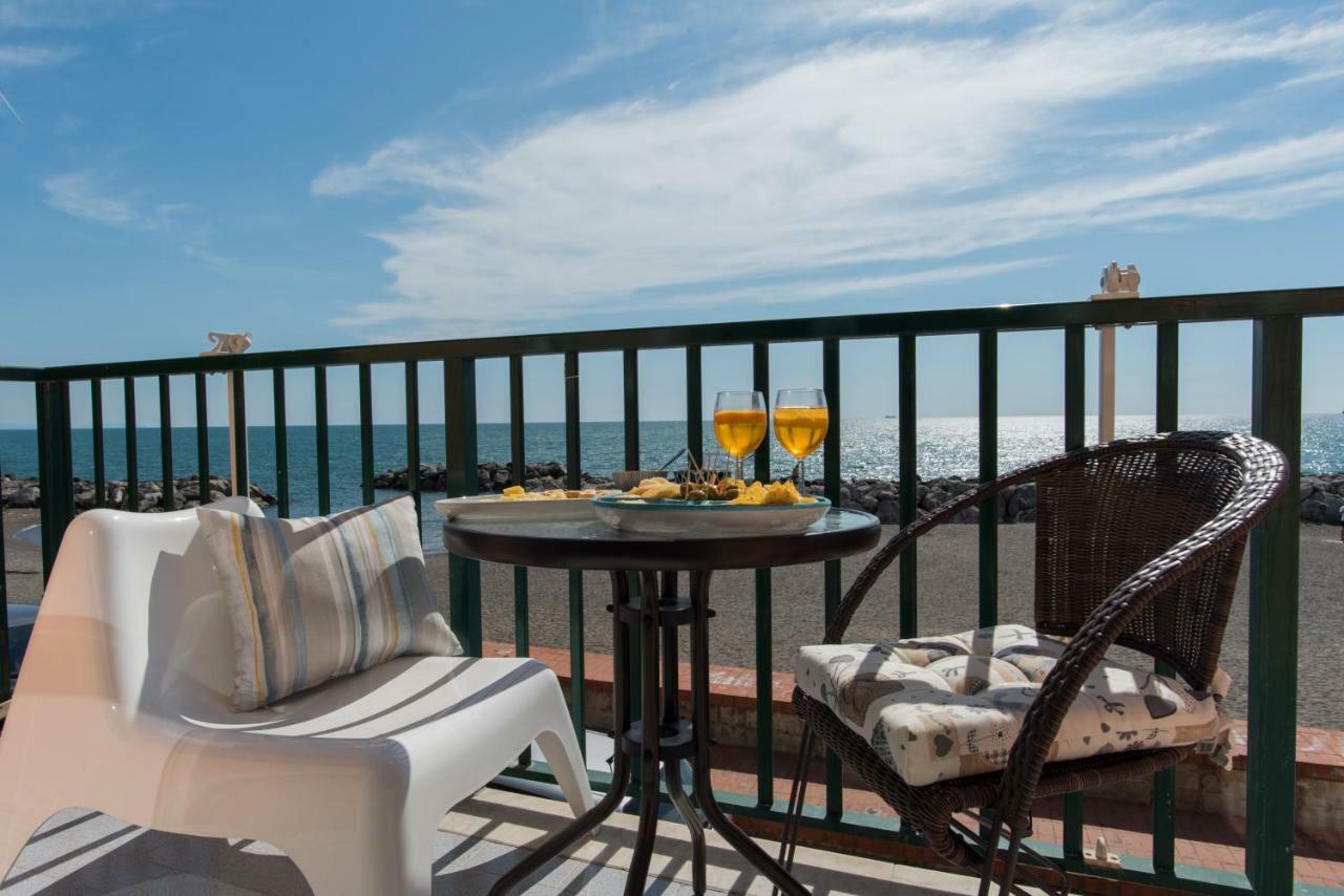 Dulce Mare Apartment Salerno Ngoại thất bức ảnh