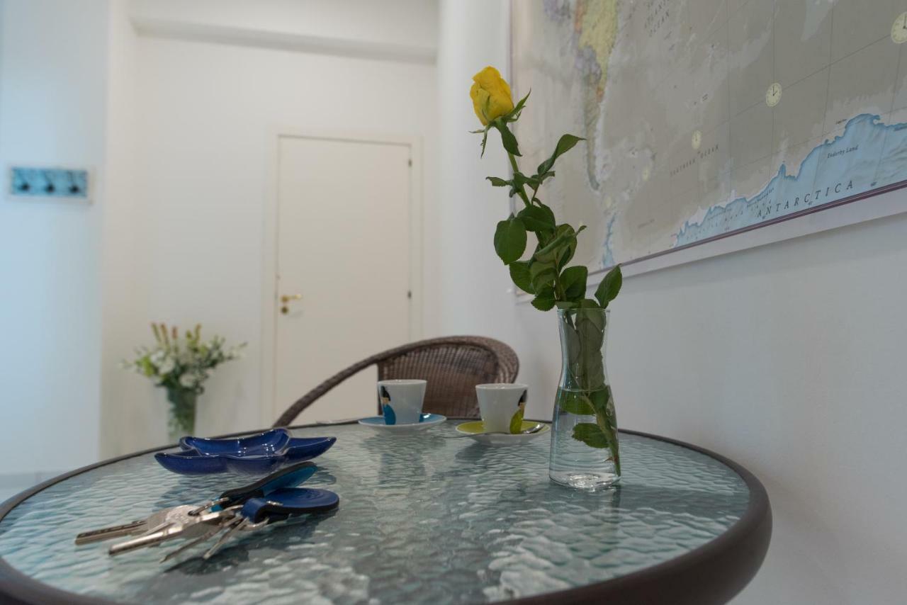 Dulce Mare Apartment Salerno Ngoại thất bức ảnh