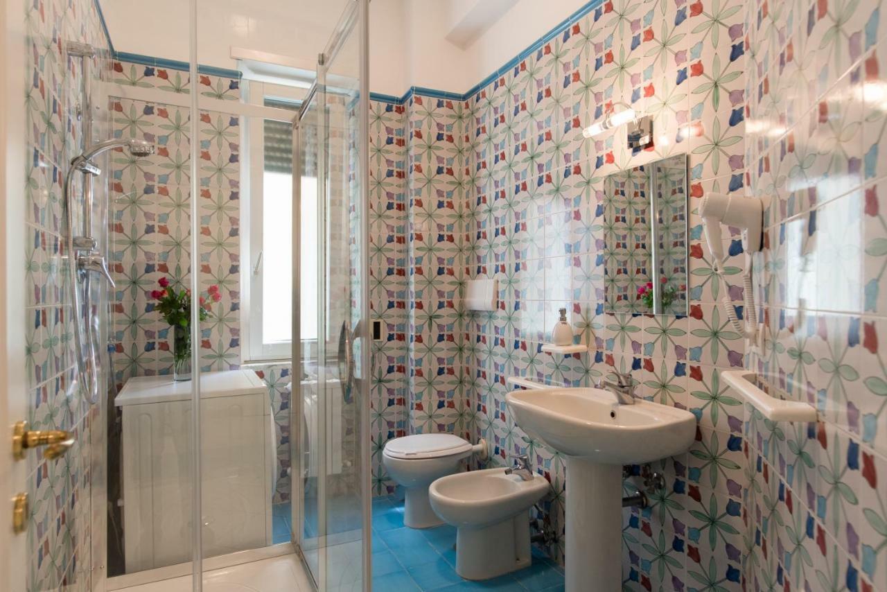 Dulce Mare Apartment Salerno Ngoại thất bức ảnh