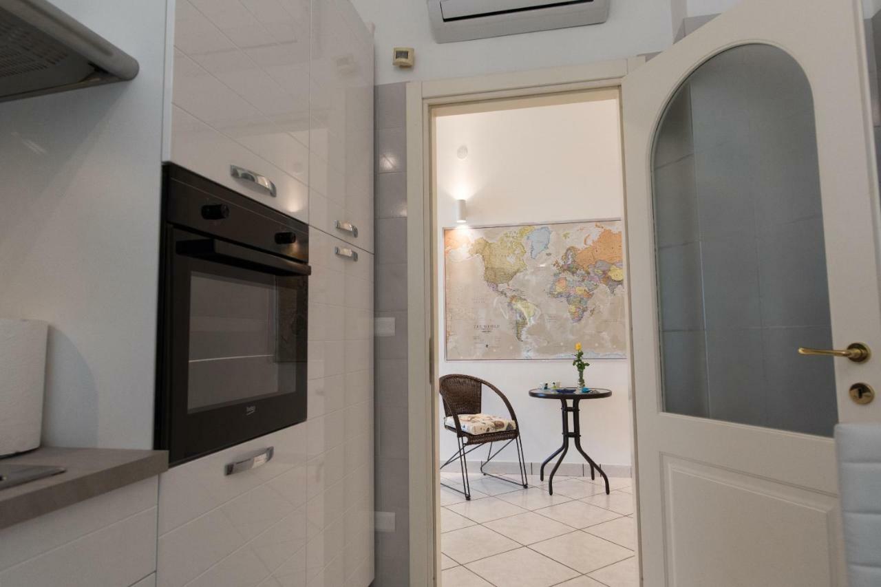 Dulce Mare Apartment Salerno Ngoại thất bức ảnh