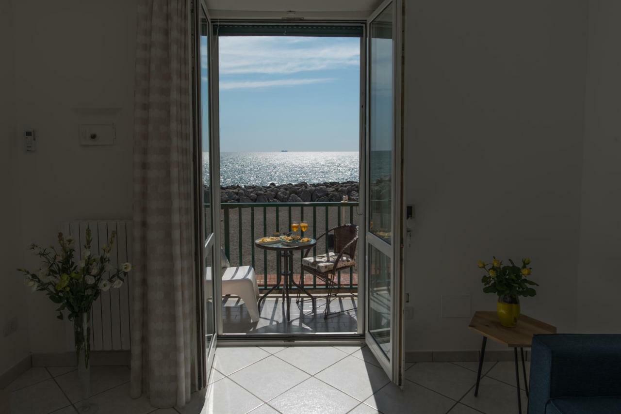 Dulce Mare Apartment Salerno Ngoại thất bức ảnh