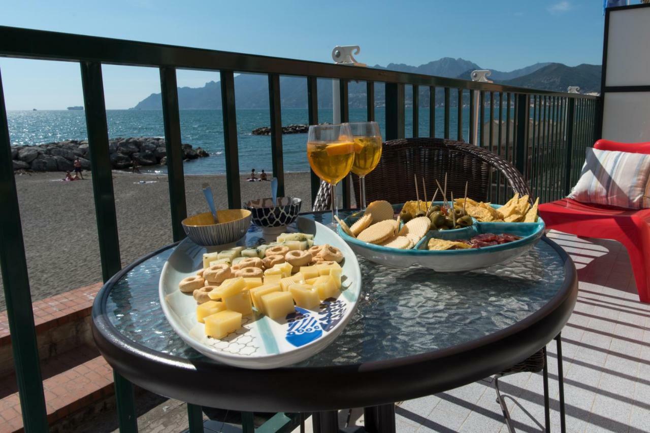 Dulce Mare Apartment Salerno Ngoại thất bức ảnh