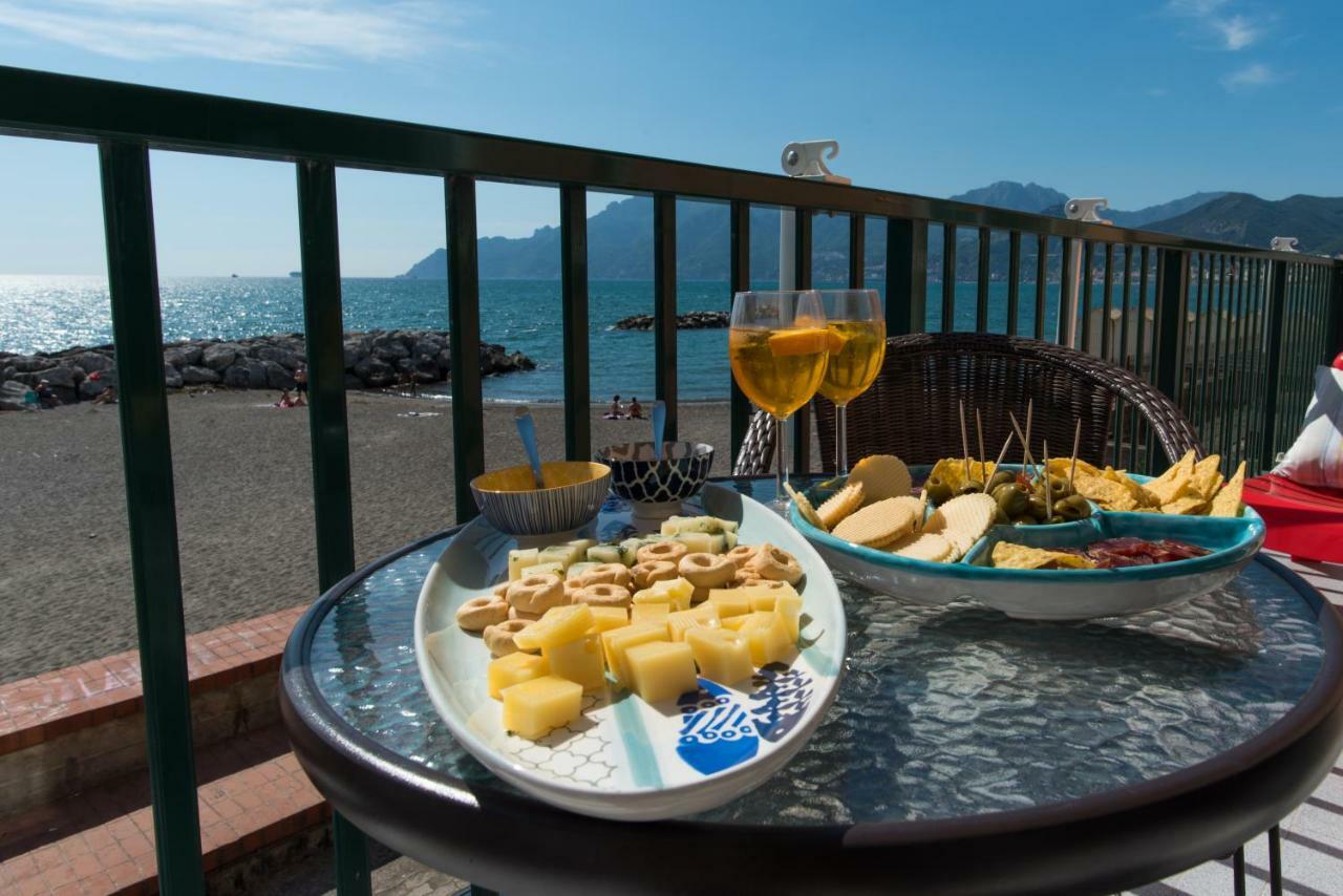 Dulce Mare Apartment Salerno Ngoại thất bức ảnh